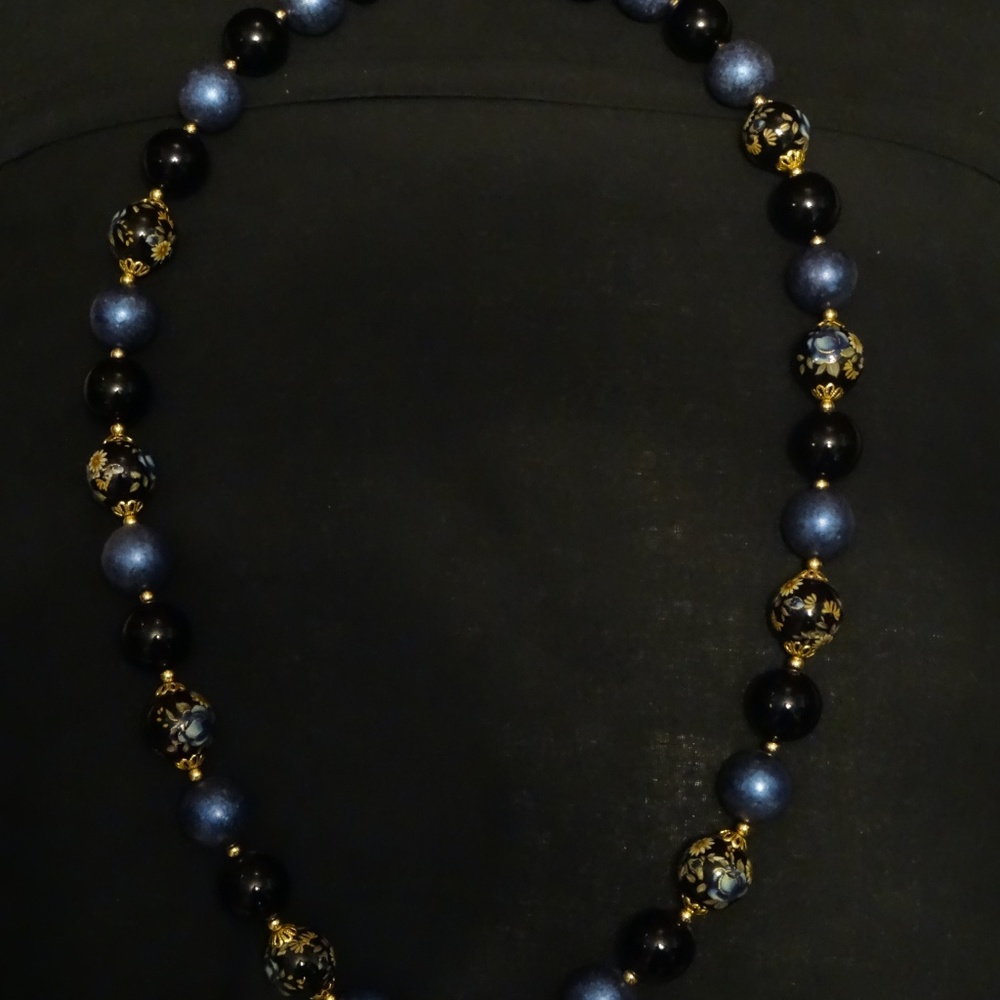 ***Last Chance*** LgBeaded Vintage Style Necklace